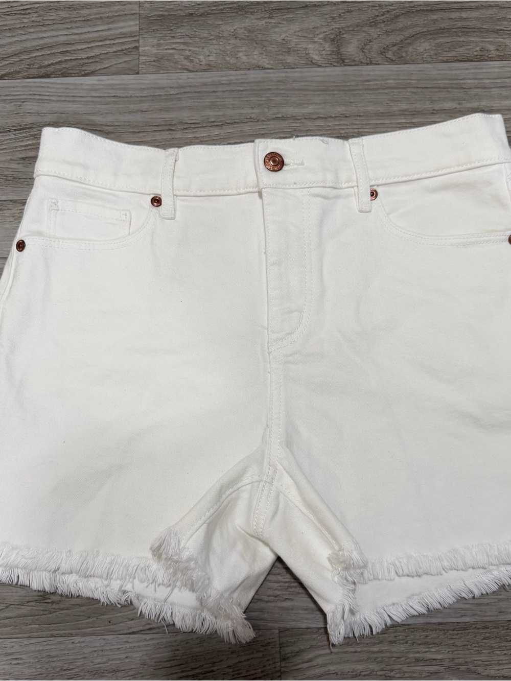 LOFT The Cut Off Short High Rise White Size 28 Petite - Picture 7 of 7